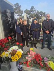 Vətən Müharibəsinin şəhidi Məcidzadə Teymur Tehran  oğlunun məzarı və ailəsi ziyarət olundu!