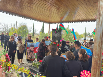 Vətən Müharibəsinin şəhidi Salmanov İsmayıl Rəhman oğlunun məzarı və ailəsi ziyarət olundu!