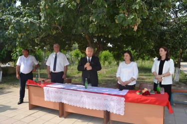 Füzuli RİH başçısı Şəhid övladlarının məzun günündə iştirak etdi