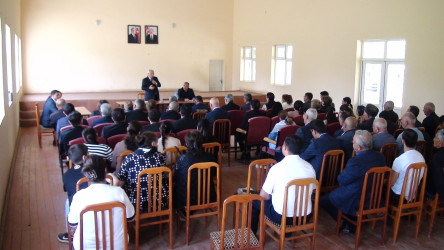 Füzuli RİH başçısı Alı Alıyev İkinci Zobucuq qəsəbəsində səyyar qəbul keçirdi!