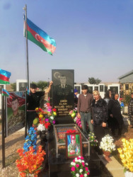 Vətən Müharibəsinin mülki şəhidi Həmidov Elşən Məzahir oğlunun məzarı və ailəsi  ziyarət olundu!