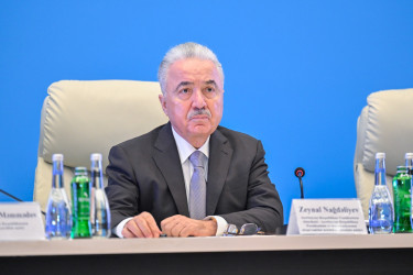 İyunun 24-də Sabirabad rayon Mədəniyyət Mərkəzində Azərbaycan Respublikası Prezidentinin 2026-cı il 25 may tarixli Sərəncamı ilə təsdiq edilmiş “Azərbaycan Respublikasında kənd təsərrüfatı, balıqçılıq və akvakultura məhsullarının istehsalı və emalı sahələrinin inkişafına dair 2026–2030-cu illər üçün Dövlət Proqramı”nda pambıqçılıq sahəsində nəzərdə tutulan hədəflərə çatmaq üçün qarşıda duran vəzifələrin müzakirəsi ilə bağlı müşavirə keçirilib.