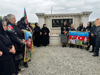 Vətən Müharibəsinin şəhidi Əliyev Şamil Xançoban oğlunun məzarı və ailəsi ziyarət olundu!