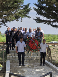 Böyük Bəhmənli kəndində yerləşən, Daxili Qoşunların Birinci Qarabağ müharibəsində şəhid olmuş əməkdaşları əziz xatirəsinə ucaldılmış abidə  ziyarət olundu!