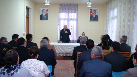 Füzuli RİH başçısı Alı Alıyev Şükürbəyli kəndində səyyar qəbul keçirdi!
