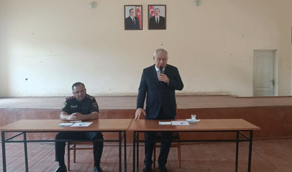 Füzuli Rayon İcra Hakimiyətinin başçısı Alı Alıyev İkinci Zobucuq qəsəbəsində səyyar qəbul keçirdi!