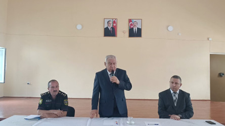 Füzuli Rayon İcra Hakimiyətinin başçısı Alı Alıyev Üçüncü Zobucuq qəsəbəsində səyyar qəbul keçirdi!