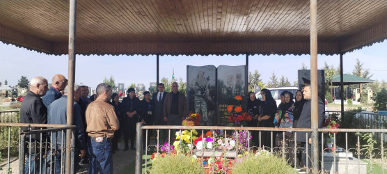 Vətən Müharibəsinin şəhidi Əliyev Xəyal Saleh oğlunun məzarı və ailəsi ziyarət olundu!