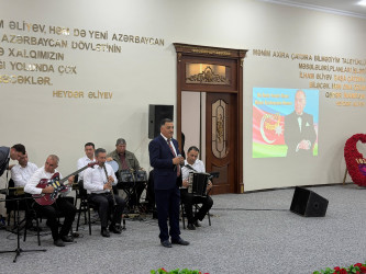 Ulu Öndər Heydər Əliyevin anadan olmasının 103-cü ildönümünə həsr edilmiş “Ulu Öndər Heydər Əliyev: Müasir Azərbaycanın Memarı” adlı tədbir keçirildi!