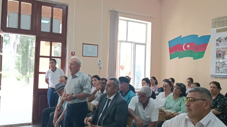 Füzuli Rayon İcra Hakimiyətinin başçısı Alı Alıyev Arayatlı kəndində səyyar qəbul keçirdi!