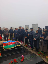 Vətən Müharibəsinin şəhidi Gülmalıyev Pərviz Zaur oğlunun məzarı və ailəsi ziyarət olundu!