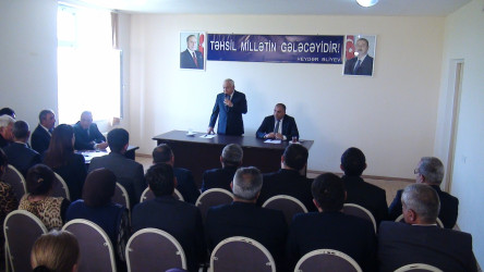 Füzuli RİH başçısı Alı Alıyev Qazaxlar kənd sakinləri ilə səyyar qəbul keçirdi!