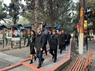 Füzuli RİH başçısı Alı Alıyev və Aparatın kollektivi tərəfindən Horadiz şəhərində yerləşən “Qəhrəmanlar Parkı” ziyarət olundu!