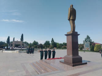 “Şəhərsalma və Memarlıq İli” çərçivəsində 15 İyun-Milli Qurtuluş Gününə həsr edilmiş “Milli Qurtuluşun Memarı-Ulu Öndər Heydər Əliyev ” adlı tədbir keçirildi!