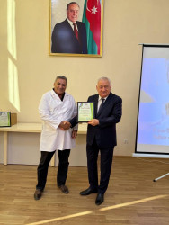 17 iyun-Tibb İşçilərinin Peşə Bayramı Günü münasibəti ilə “Sağlam gələcəyə aparan yolun memarları” adlı konfrans keçirilib!