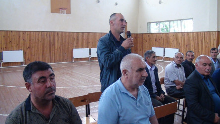 Füzuli RİH başçısı Alı Alıyev Birinci Zobucuq qəsəbəsində səyyar qəbul keçirdi!