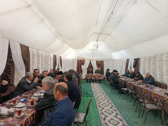 Füzuli RİH başçısı Alı Alıyev şəhid Niyaməddin Orucovun anasının yas mərasimində iştirak etdi!
