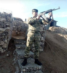 Vətən Müharibəsinin şəhidi Qasımov Hüseyn Kamil oğlunun məzarı və ailəsi anım günündə ziyarət olundu!