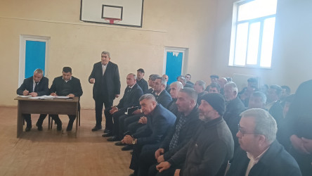 Füzuli RİH başçısı Alı Alıyev Qarabağ kəndində qəbul keçirdi!