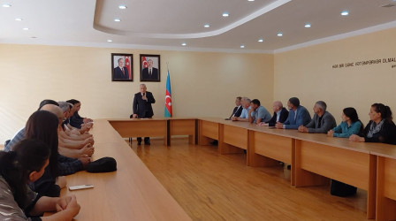 Füzuli RİH başçısı Alı Alıyev Masallı rayonunda müvəqqəti məskunlaşıb yaşayan Füzuli rayonundan olan məcburi köçkünlərlə səyyar qəbul keçirdi!