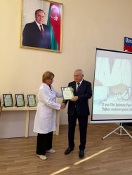 17 iyun-Tibb İşçilərinin Peşə Bayramı Günü münasibəti ilə “Sağlam gələcəyə aparan yolun memarları” adlı konfrans keçirilib!