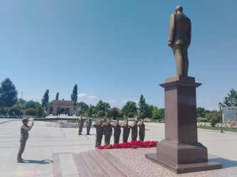 “Şəhərsalma və Memarlıq İli” çərçivəsində 15 İyun-Milli Qurtuluş Gününə həsr edilmiş “Milli Qurtuluşun Memarı-Ulu Öndər Heydər Əliyev ” adlı tədbir keçirildi!
