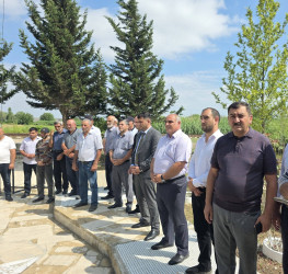 Böyük Bəhmənli kəndində yerləşən, Daxili Qoşunların Birinci Qarabağ müharibəsində şəhid olmuş əməkdaşları əziz xatirəsinə ucaldılmış abidə  ziyarət olundu!