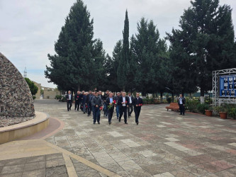 Füzuli Rayon Su Meliorasiya Sistemləri İstismarı İdarəsinin kollektivi  tərəfindən “Qəhrəmanlar Parkı” ziyarət  edildi!