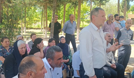 Füzuli Rayon İcra Hakimiyətinin başçısı Alı Alıyev Aşağı Kürdmahmudlu kəndində səyyar qəbul keçirdi!