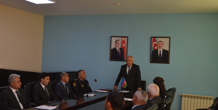 “Konstutsiya və Suverenlik İli”çərçivəsində Ulu Öndər Heydər Əliyevin anadan olmasının 102-ci ildönümü ilə bağlı “Heydər Əliyev və Azərbaycan dövlətçiliyi” adlı dəyirmi masa keçirildi!