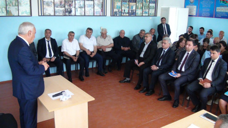 Füzuli RİH başçısı Alı Alıyev Aşağı Yağlıvənd kəndində səyyar qəbul keçirdi!