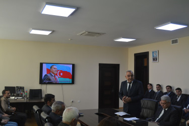 “Konstutsiya və Suverenlik İli”çərçivəsində Ulu Öndər Heydər Əliyevin anadan olmasının 102-ci ildönümü ilə bağlı “Heydər Əliyev və Azərbaycan dövlətçiliyi” adlı dəyirmi masa keçirildi!