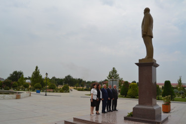 “Qərbi Azərbaycan irsi: Ermənistanda azərbaycanlılara məxsus qəbiristanlıqların sistemli qaydada dağıdılmasının nəticələri və beynəlxalq hüquqi məsuliyyətə dair hesabat və materiallar” adlı kitabın I cildinin təqdimat mərasimi keçirildi!