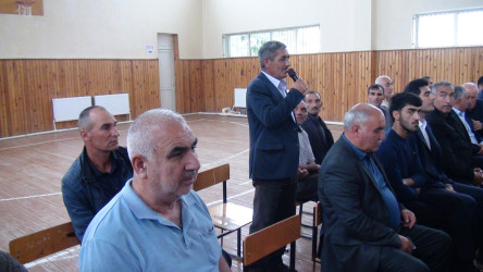 Füzuli RİH başçısı Alı Alıyev Birinci Zobucuq qəsəbəsində səyyar qəbul keçirdi!