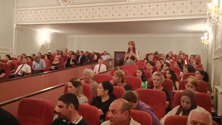 Füzuli Rayon İcra Hakimiyətinin başçısı Alı Alıyev Horadiz şəhərində səyyar qəbul keçirdi!