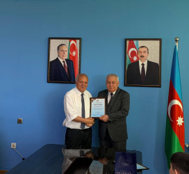 Təhsil və idman sahəsində uğur qazanmış şagirdlərlə görüş keçirildi!