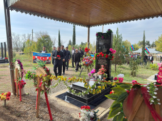 Vətən Müharibəsinin şəhidi Salmanov İsmayıl Rəhman oğlunun məzarı və ailəsi ziyarət olundu!