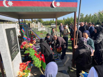 Vətən Müharibəsinin şəhidi  Qardaşxanov Qismət Qərib oğlunun anım günündə məzarı və ailəsi ziyarət olundu!